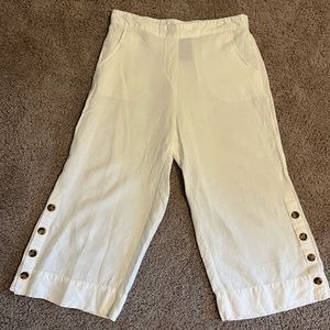 High-Waisted Wide Leg Capris